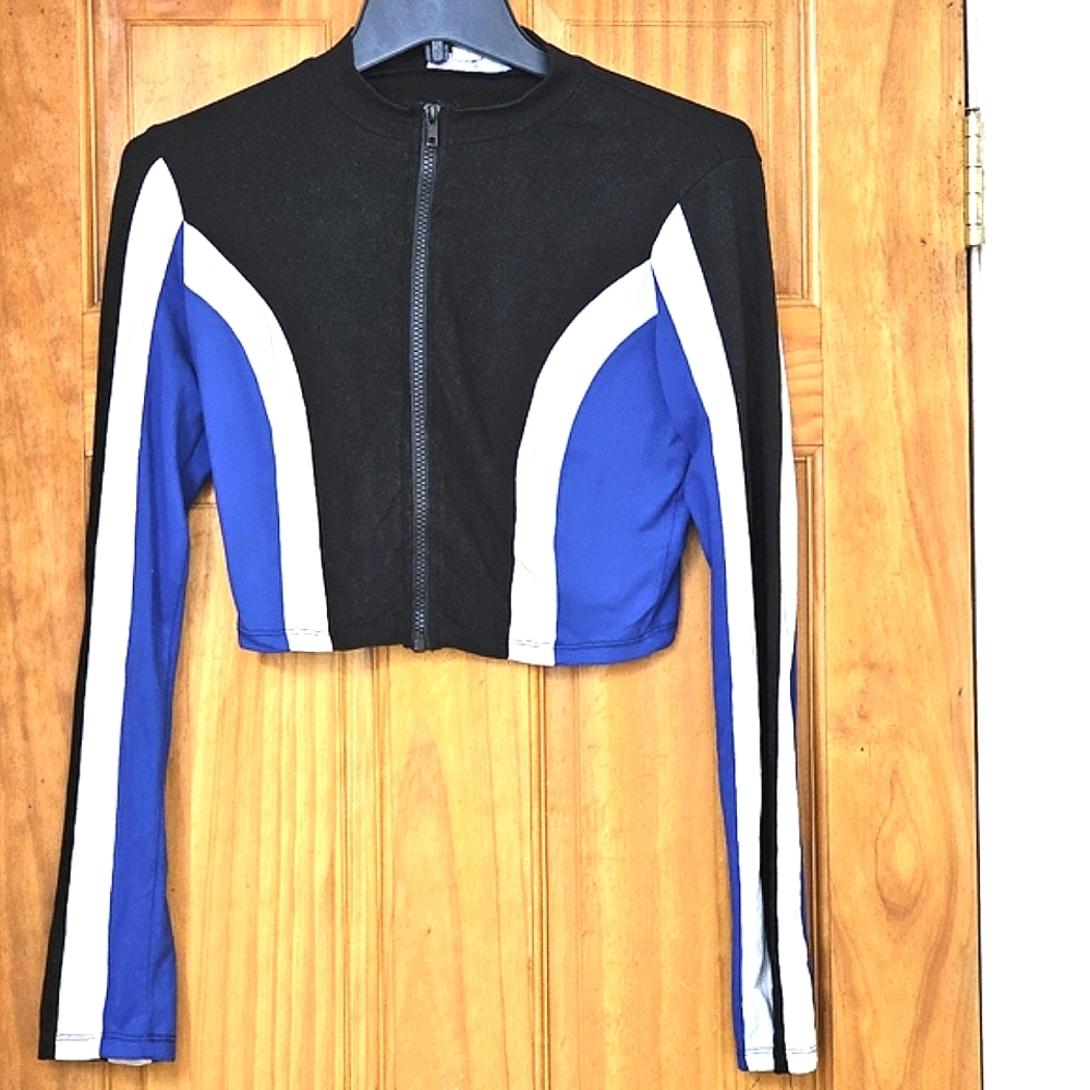 SWS/Active Women's Black Blue &  Off White Zip Up Front Cropped Top, Size S/P